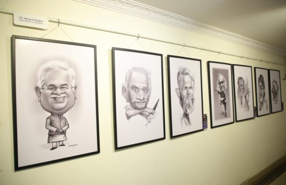 कार्टून फ़ेस्टिवल : बंगलोर में लगी केरिकेचर प्रदर्शनी में सबसे पहले छत्तीसगढ़ के मुख्यमंत्री भूपेश बघेल को दिया गया स्थान