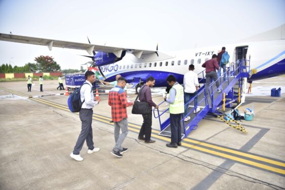 अर्द्धसैनिक बल के जवानों के लिए जगदलपुर से दिल्ली तक प्रारंभ हुई निःशुल्क विमान सेवा, पहले दिन 37 जवान हुए रवाना