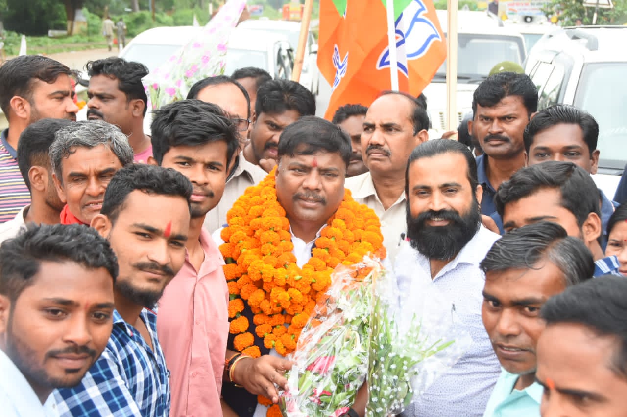 प्रदेश महामंत्री बनने के बाद पूर्वमंत्री केदार कश्यप का भानपुरी में हुआ भव्य स्वागत, भाजपा कार्यकर्ताओं में हर्ष, की आतिशबाजी