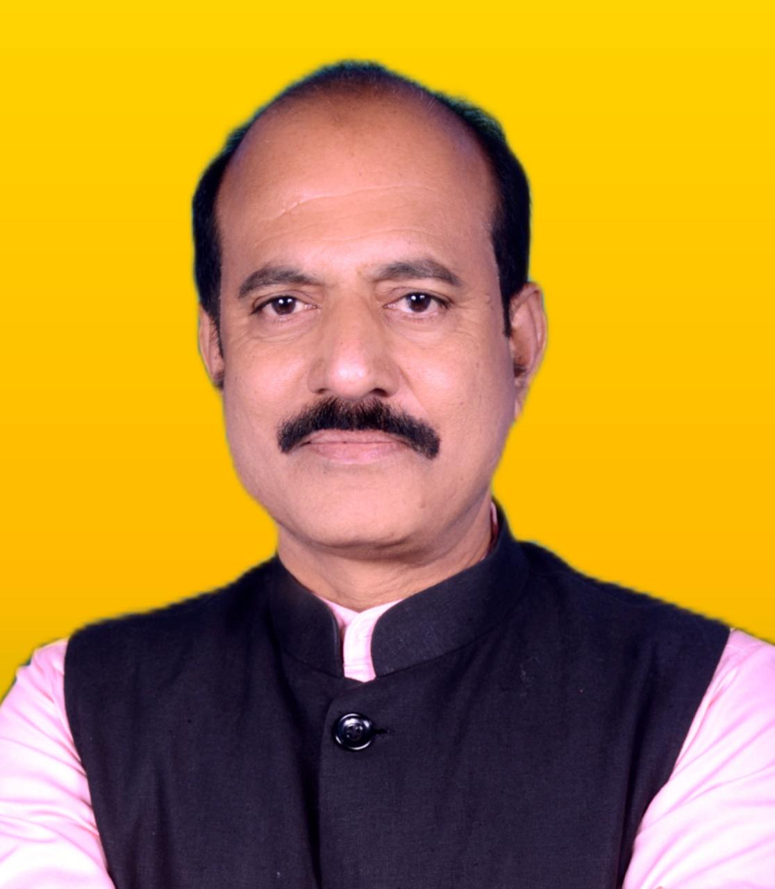 वरिष्ठ भाजपा नेता ‘राजेन्द्र बाजपेयी’ पार्टी मुख्यालय से हुए सम्मानित