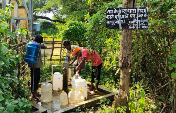 जीवन को जल की तलाश : एक ऐसा गांव जहां आजादी के बाद से आज तक पानी की समस्या का निदान नहीं, जिम्मेदारों की अनदेखी और विकास के खोखले दावों के बीच पानी की किल्लत व मूलभूत सुविधाओं के अभाव में जूझ रहे ग्रामीण