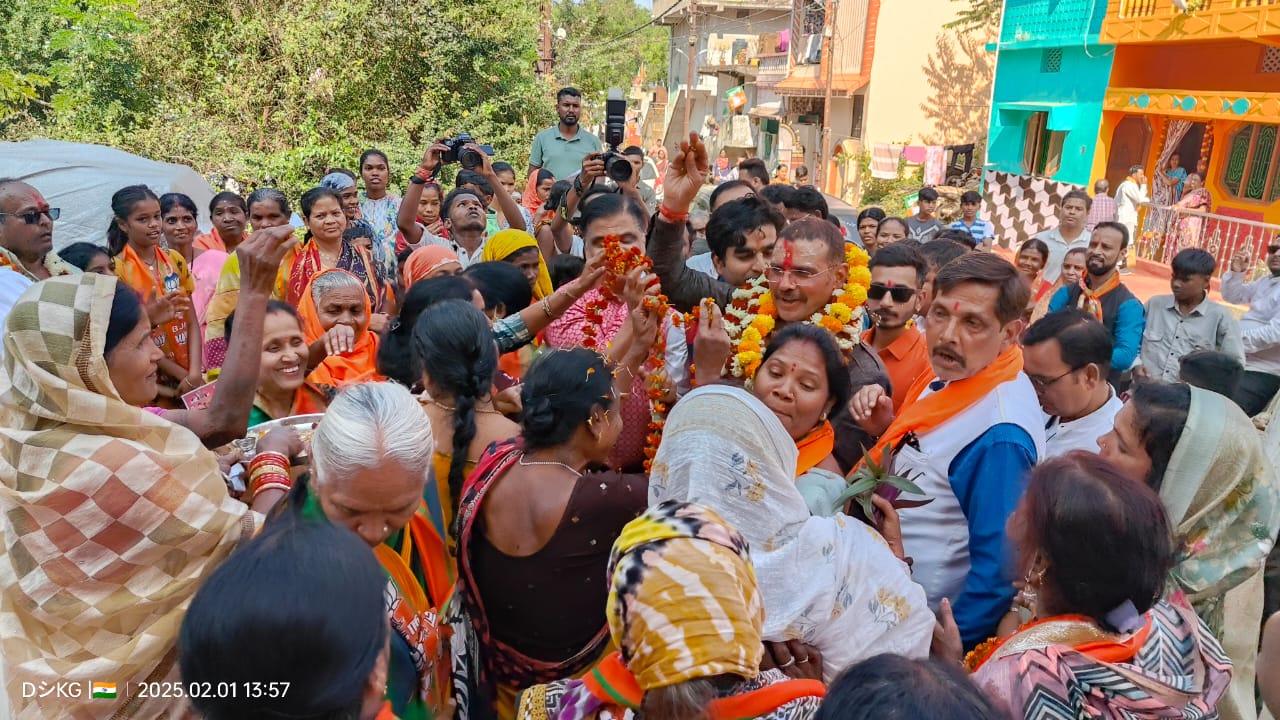 भाजपा का प्रचार-प्रसार अभियान हुआ तेज, डोर-टू-डोर जनसंपर्क में लगायी पूरी ऊर्जा