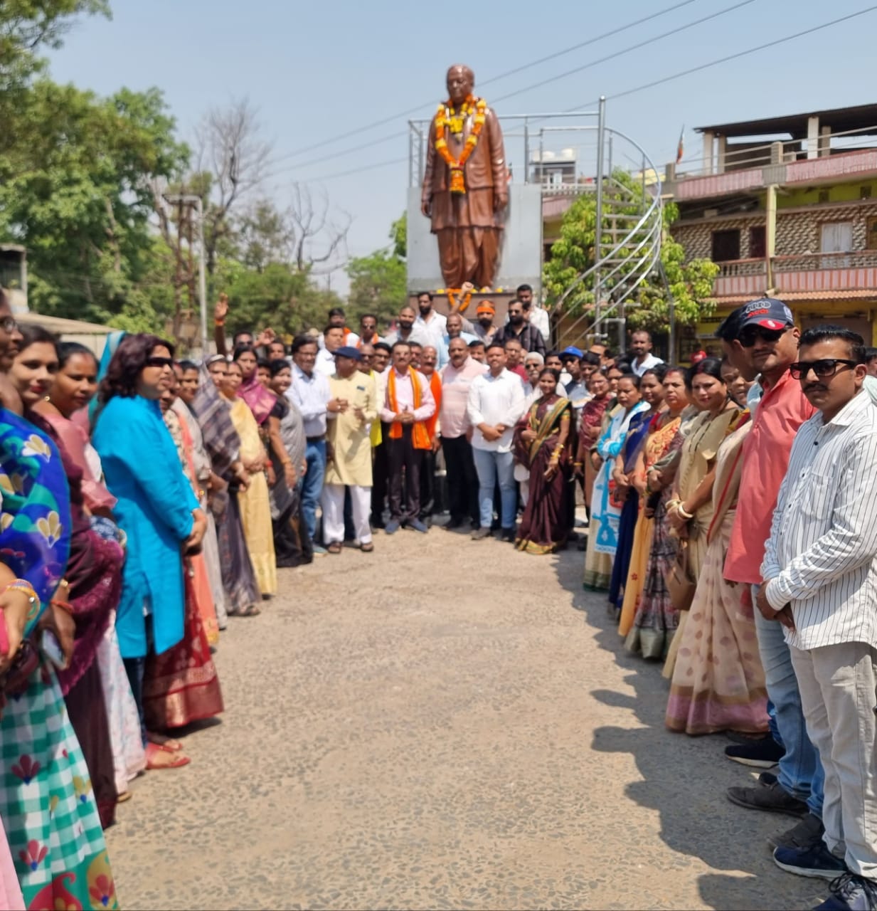 भाजपा ने दादा बलीराम कश्यप का किया पुण्य स्मरण